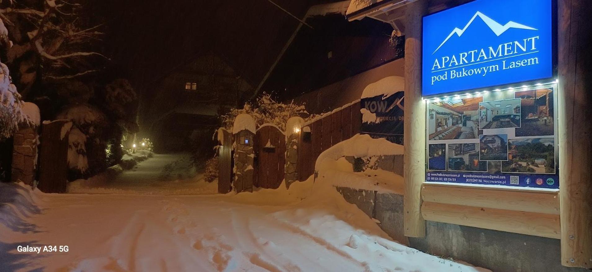 Apartament Pod Bukowym Lasem Meszna Exteriér fotografie